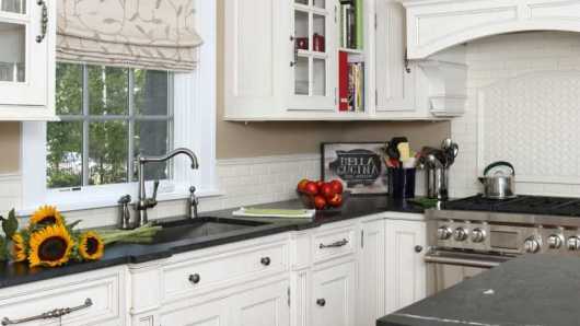 negresco-suede-granite-install-kitchen-gegg-design-cabinetry2-1160x810